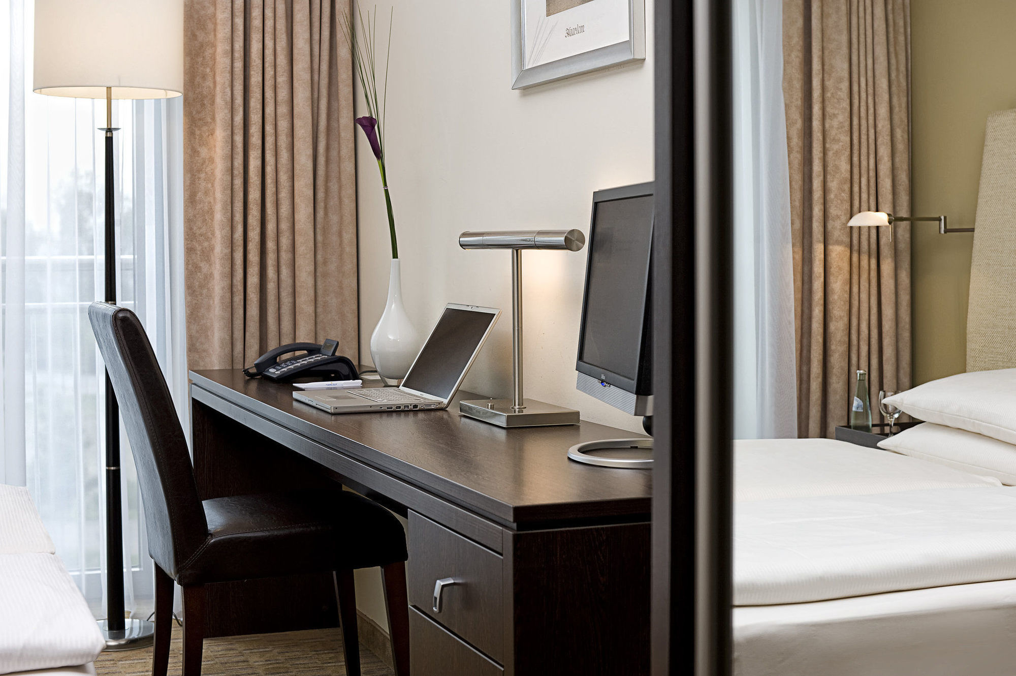 Elaya Hotel Hamburg Finkenwerder Ehemals The Rilano Hotel Hamburgo Quarto foto